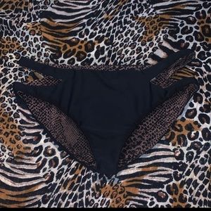 Acacia Bottoms Black